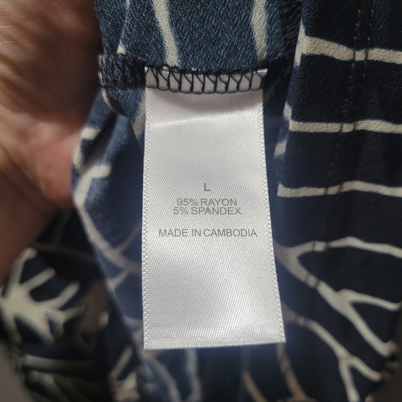 Bisou Bisou Black and Tan Leaf Print Dress L - Picture 8 of 9